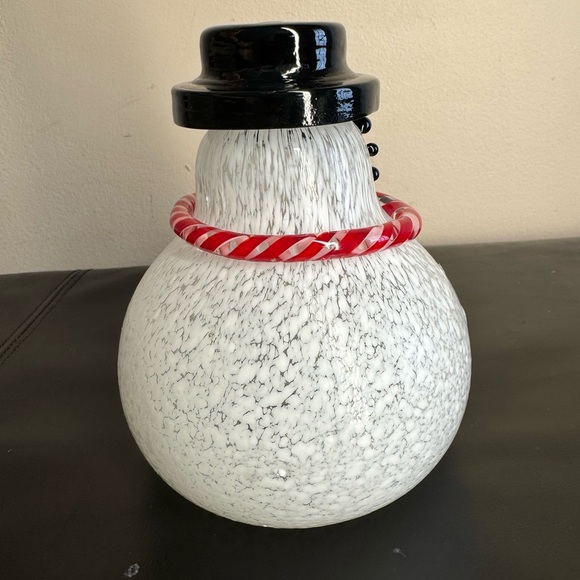 Hqt Handblown Art Glass Snowman with black hat - Picture 4 of 8